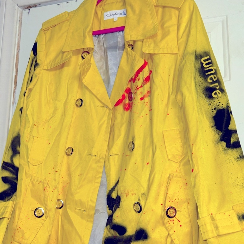 Was It Real? Calvin Klein Yellow Raincoat - Picture 3 of 5